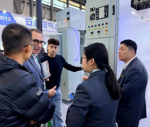 EP展风云际会 聚弘凯高光亮相